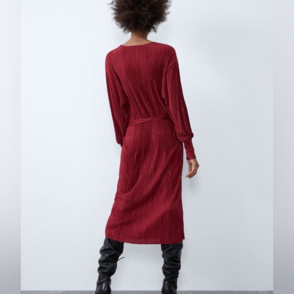 Zara small burgundy plisse midi dress - Picture 2 of 8